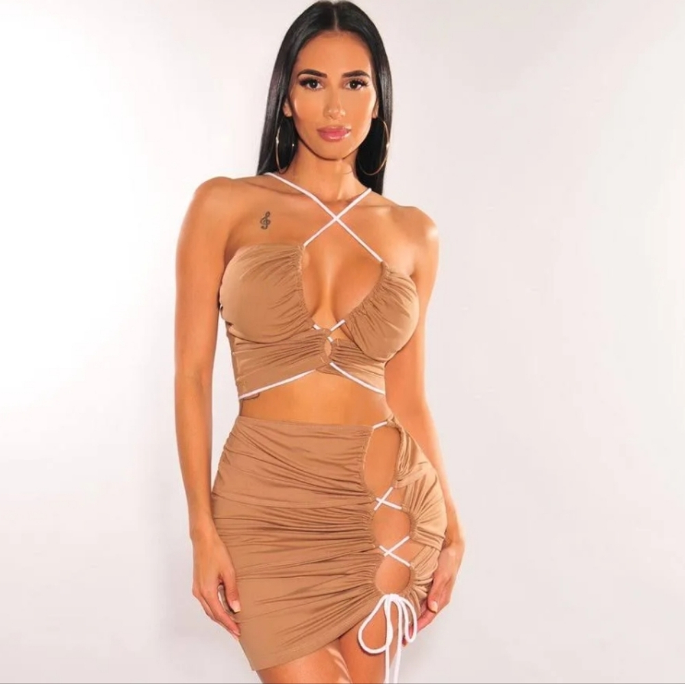 Brown Set - Picture 3 of 3